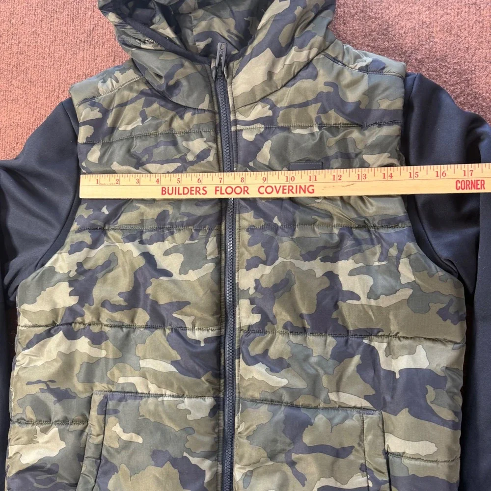 Under Armour Boys Youth XL Camo Hybrid Puffer Jacket Full Zip Hooded Green Black